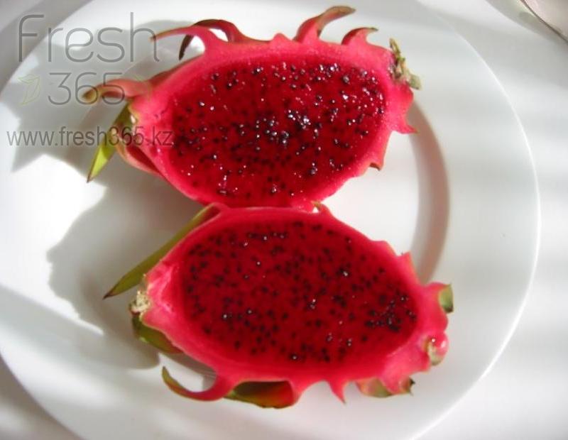 Питая красная внутри / Pitahaya Red Flesh